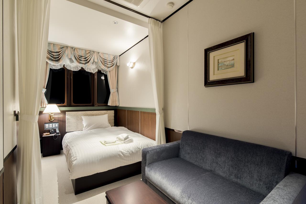 First Cabin Station Abenoso Hotel Осака Екстериор снимка